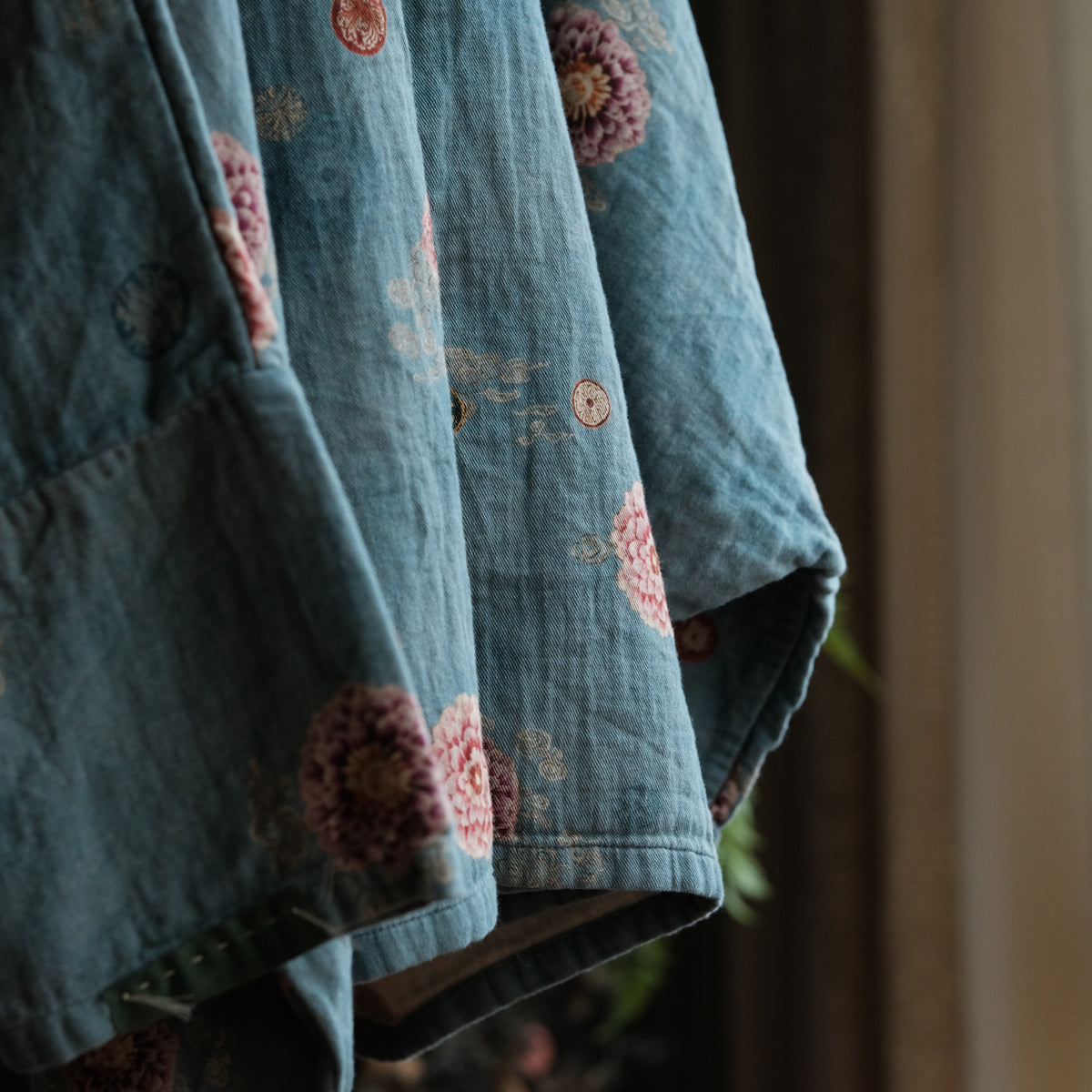 Blue Peony Çiçek İşlemeli Pamuk Bluz