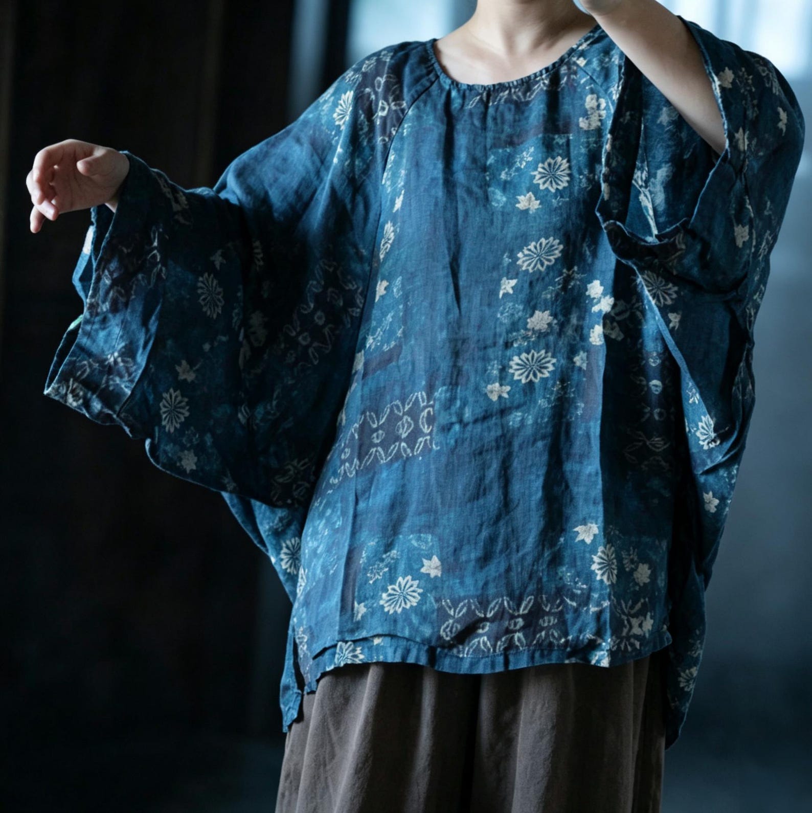 Indigo Reverie Çiçekli Rami Bluz 5